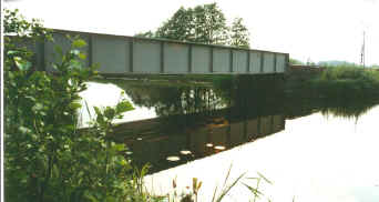 Picture of the bridge 44 Kb